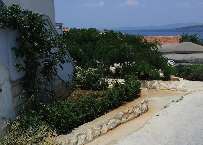 By The Sea Sali, Dugi Otok - 444 * サリ