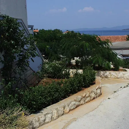 Apartments By The Sea Sali, Dugi Otok - 444 * Sali